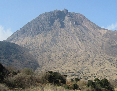 ようこそ 平成新山ネイチャーセンターへ 平成新山ネイチャーセンター 国立公園雲仙 平成新山の自然情報